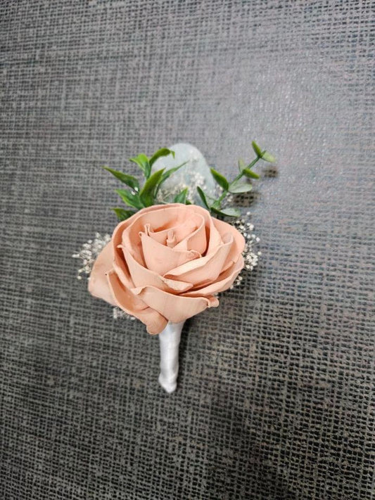 Boutonniere - Florist Choice